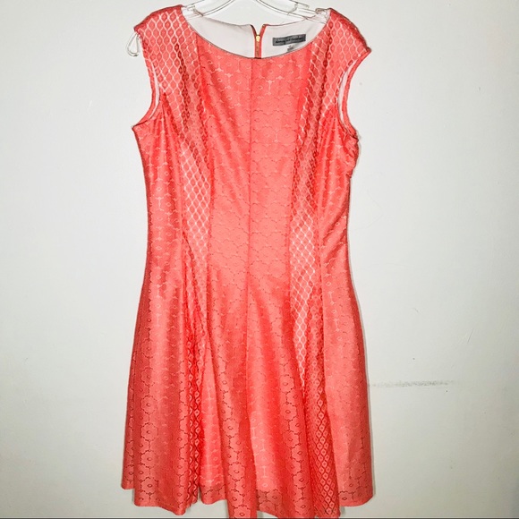 Danny & Nicole Dresses & Skirts - Danny and Nicole Peach Lace Dress